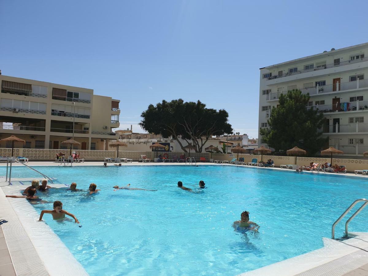 Apartamento Vacacional A 1 Minuto De La Playa - Carihuela Торремолінос Екстер'єр фото